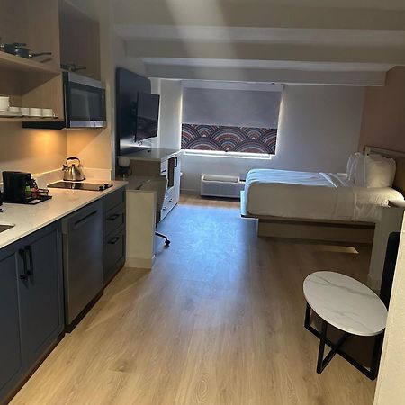 Ramada By Wyndham Davenport Orlando South Hotel Buitenkant foto