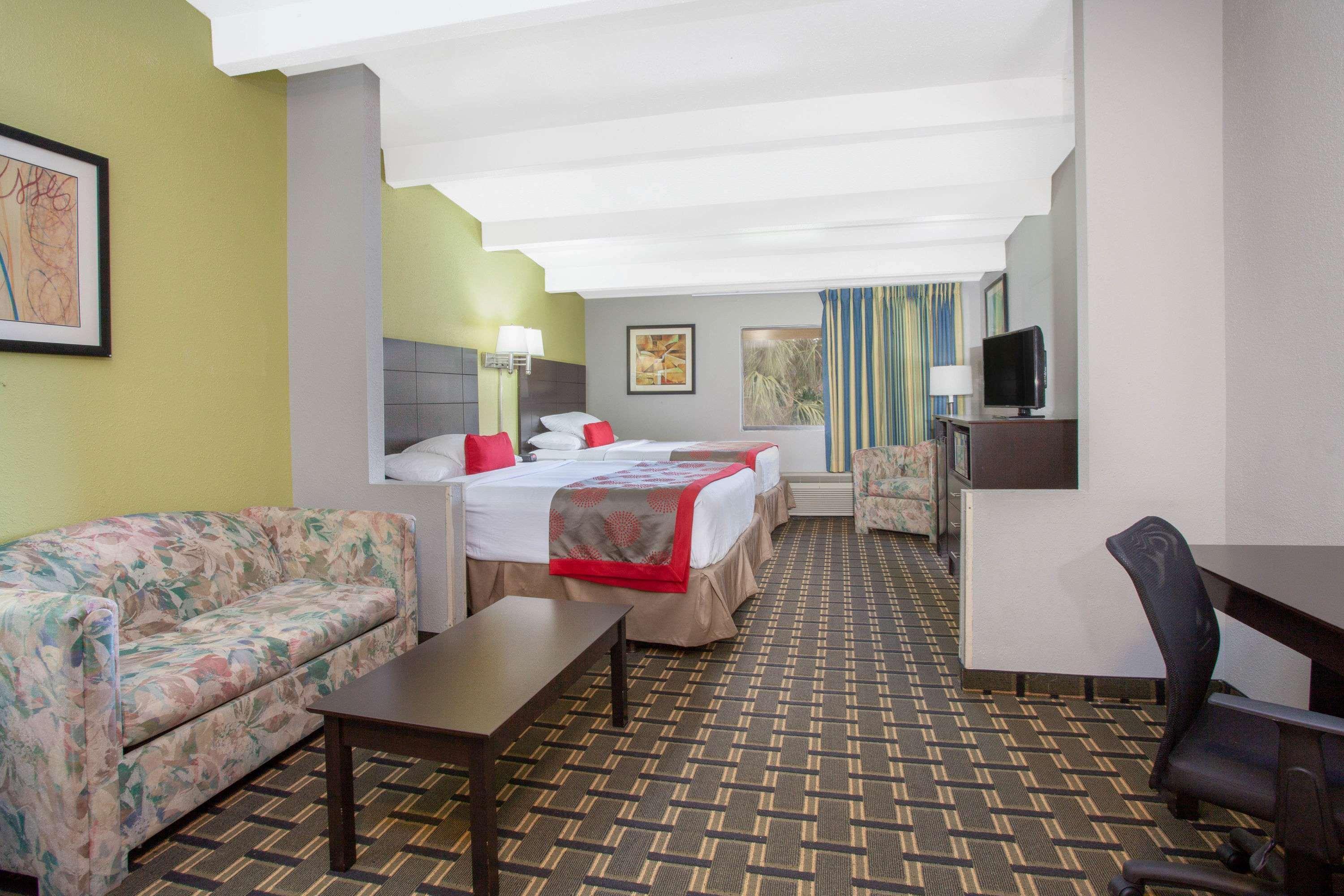 Ramada By Wyndham Davenport Orlando South Hotel Buitenkant foto