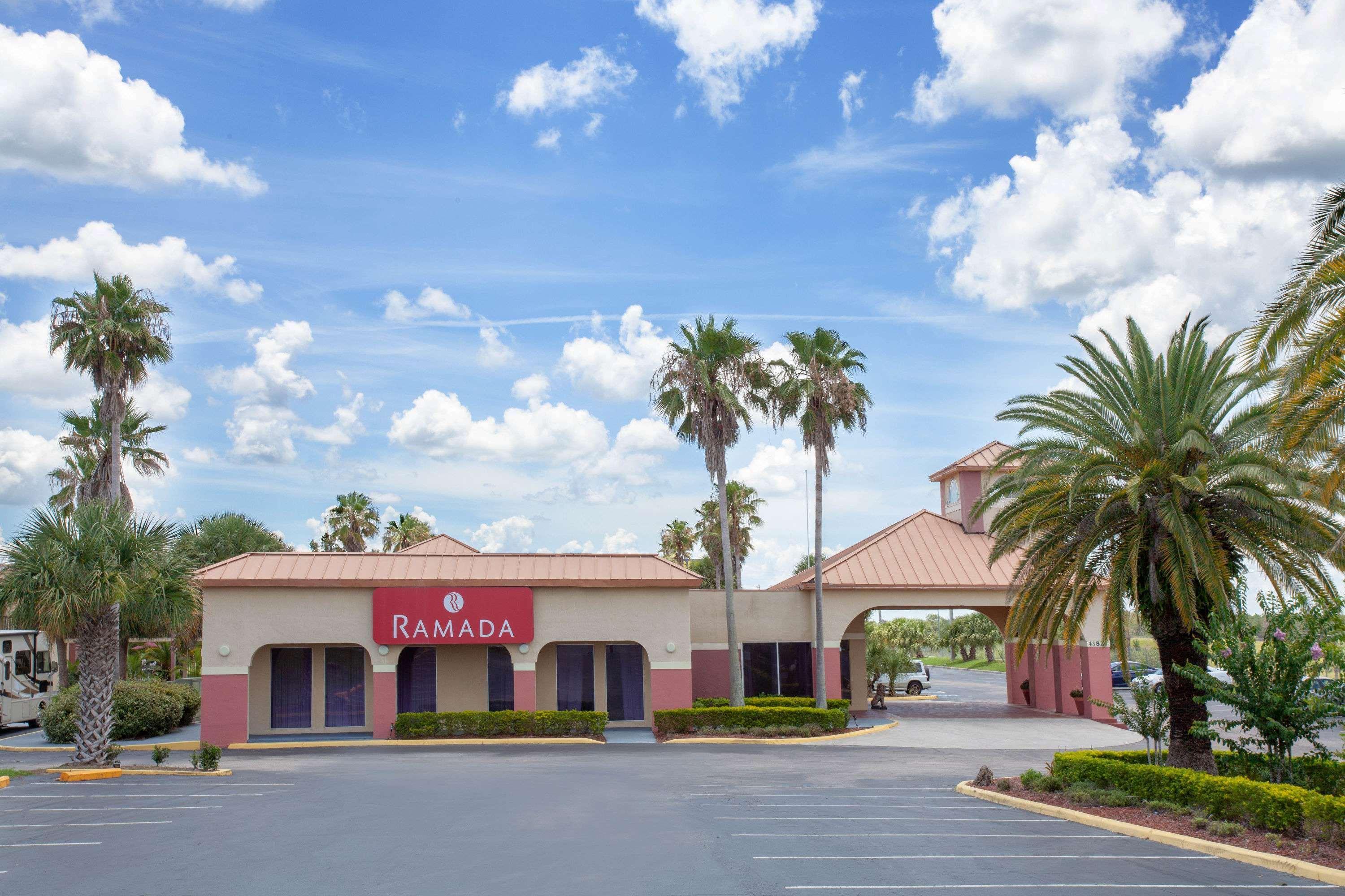 Ramada By Wyndham Davenport Orlando South Hotel Buitenkant foto
