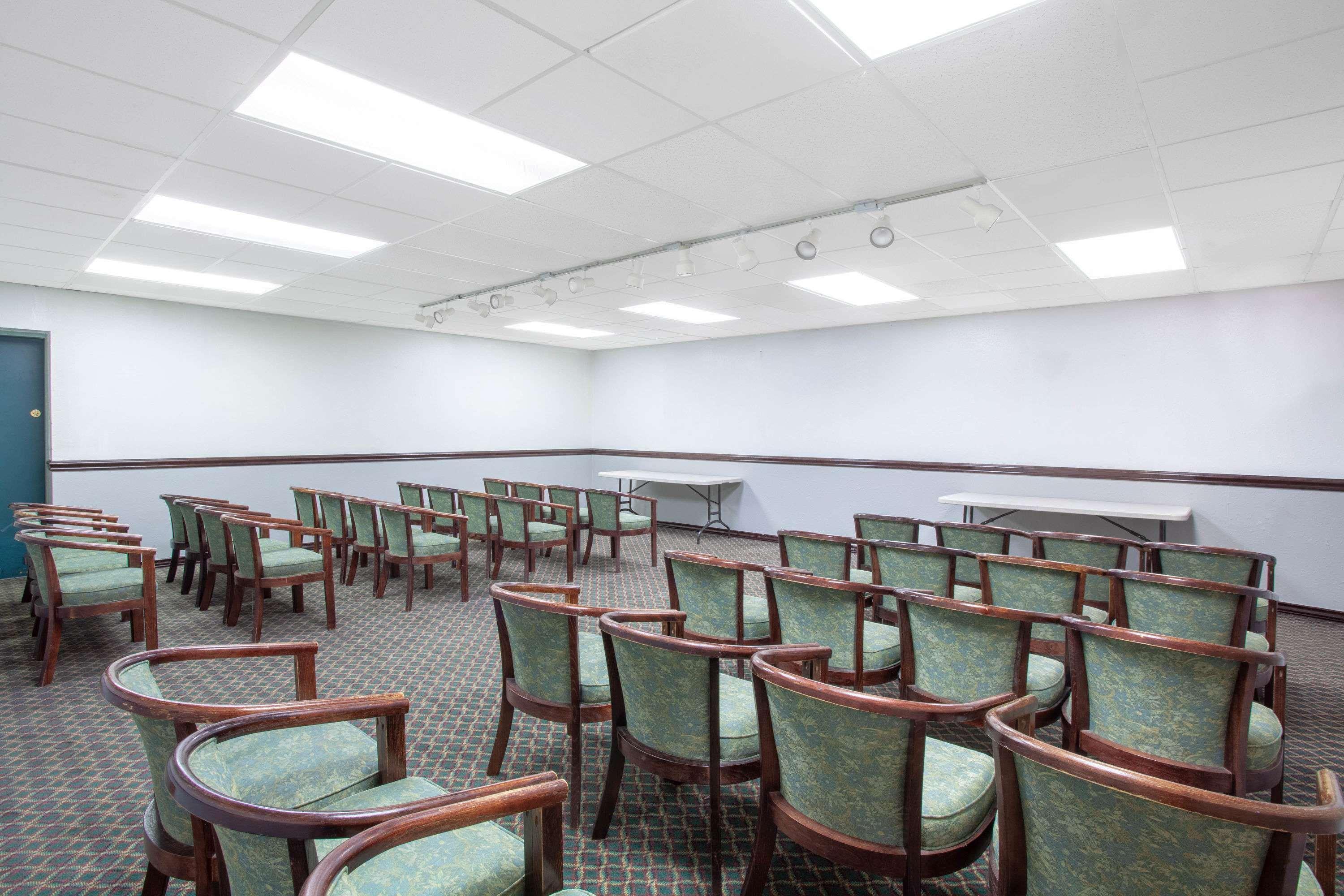 Ramada By Wyndham Davenport Orlando South Hotel Buitenkant foto