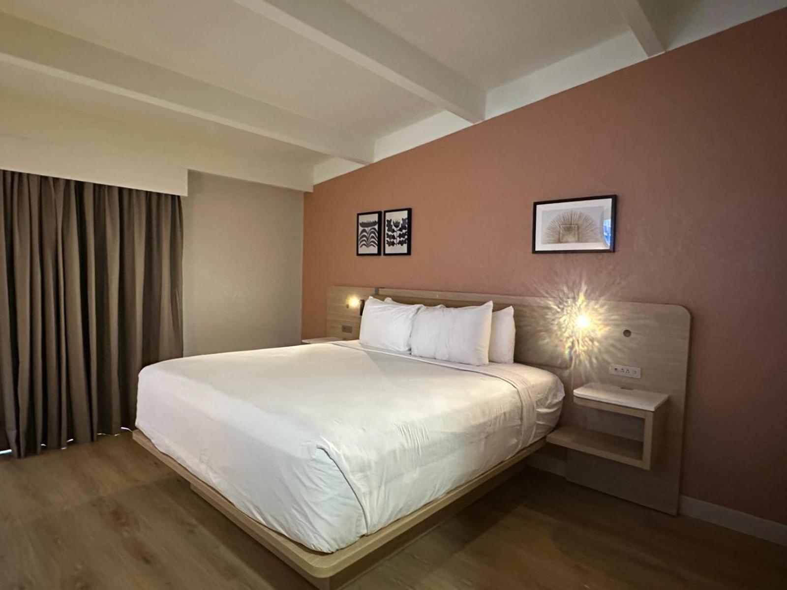 Ramada By Wyndham Davenport Orlando South Hotel Buitenkant foto