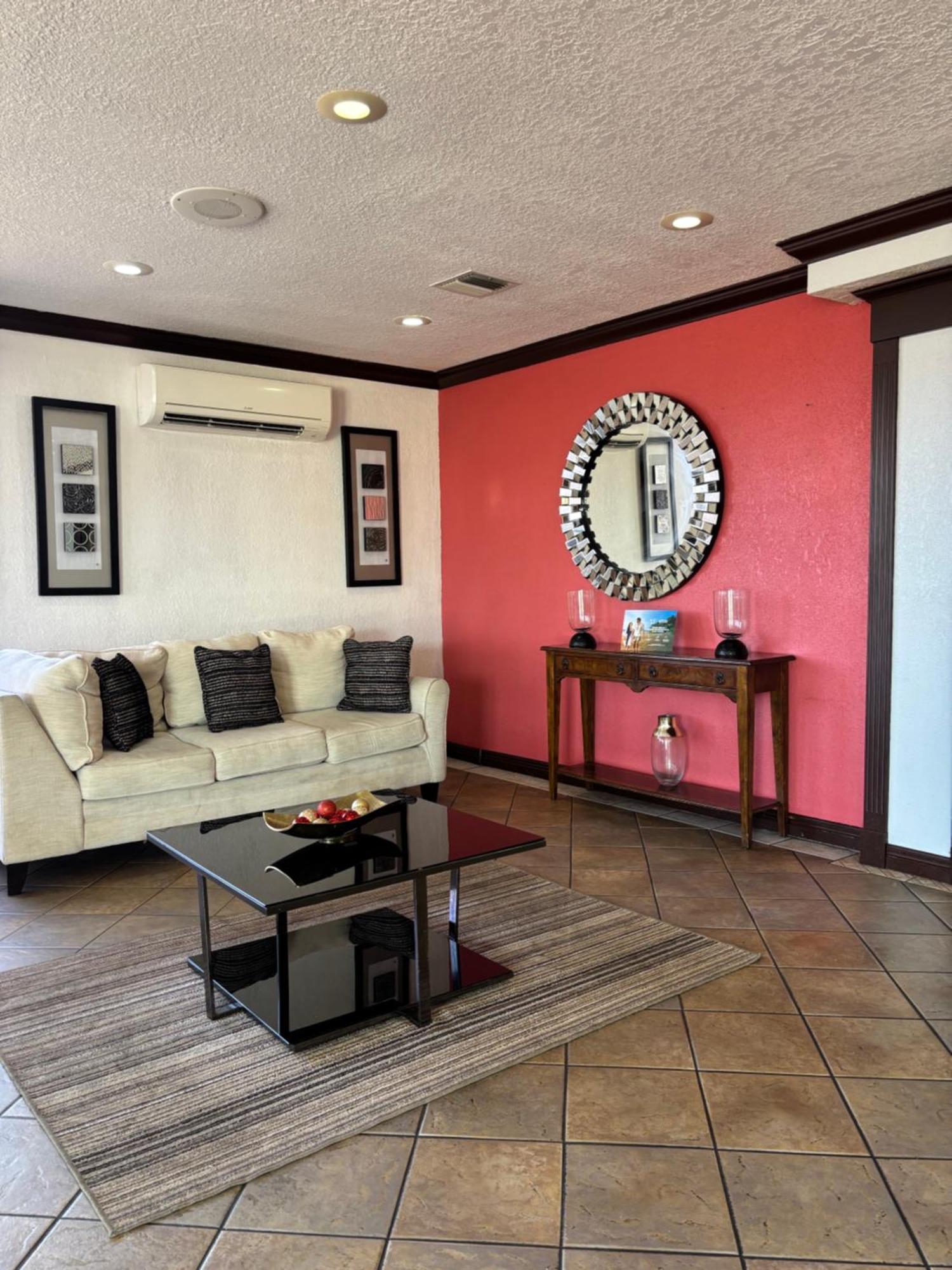 Ramada By Wyndham Davenport Orlando South Hotel Buitenkant foto