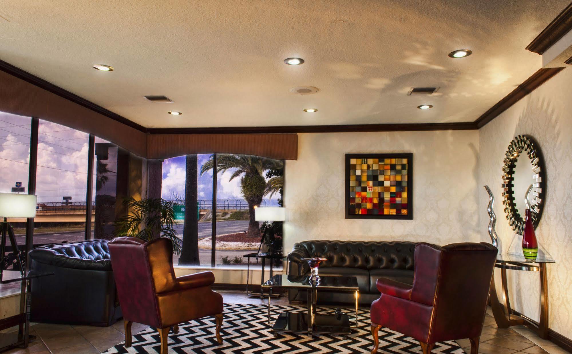 Ramada By Wyndham Davenport Orlando South Hotel Buitenkant foto